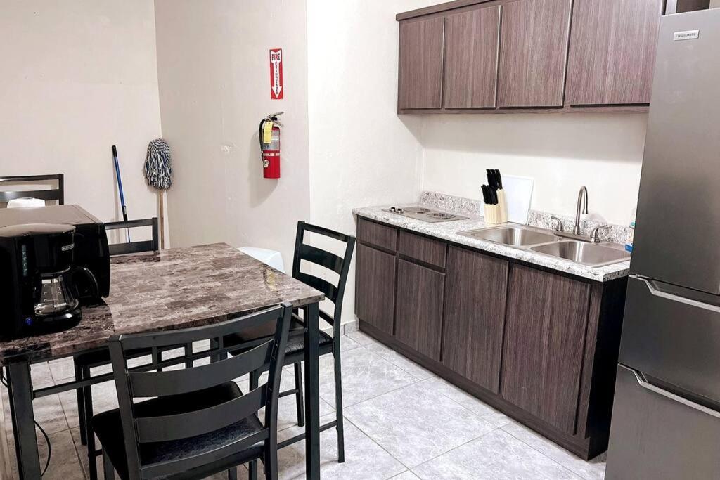 Orsini Beach Apartment Aguadilla Buitenkant foto